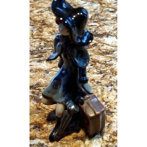 UCTCI Japan Solo Traveler Hippie Chick Figurine Art Deco Ceramic 70s‎ Pottery